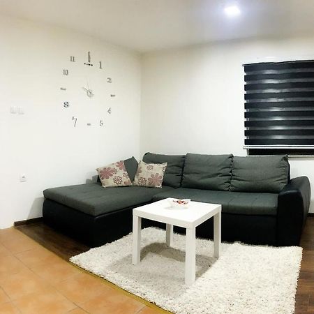 Modern Apartment Brčko Eksteriør billede